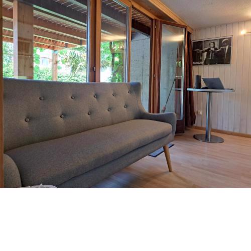 Studio indépendant en résidence avec extérieur
