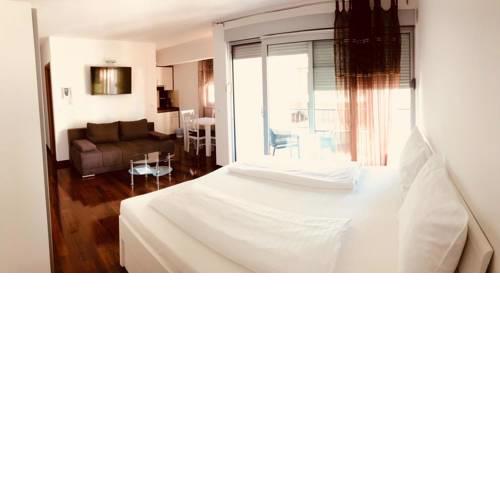 Studio Makarska 16650c