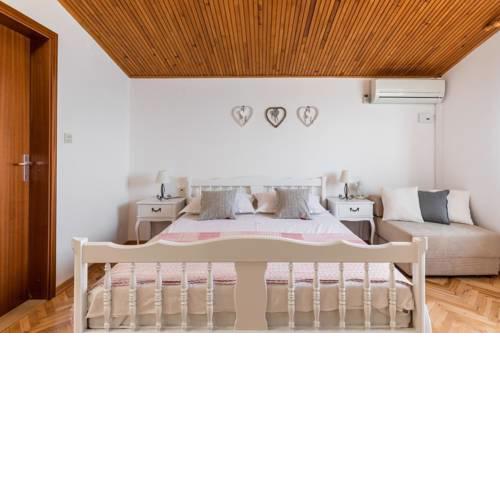 Studio Mali Rat 16437c