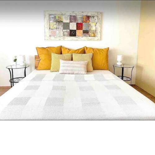 Studio next to Karlsplatz/Karlskirche