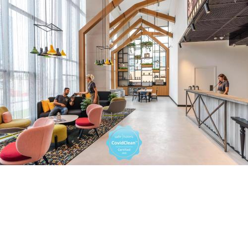 Studio One Hotel