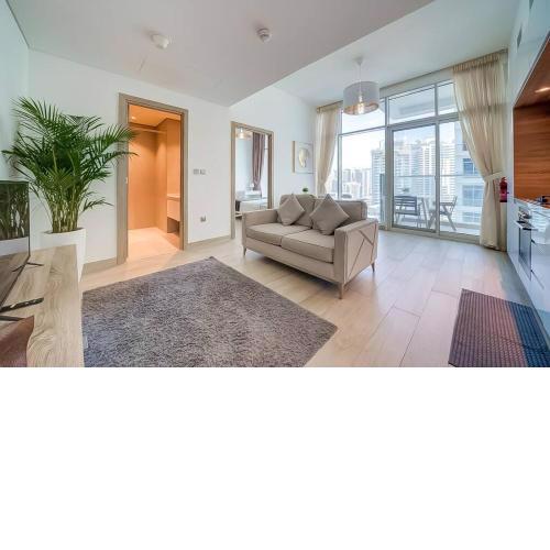 Studio One l Bright and Cozy 2BR