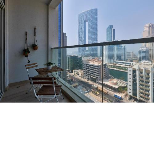 Studio With Best View Of Dubai