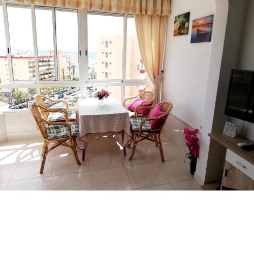 Studio with city view shared pool and wifi at Torrox
