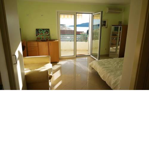 Studio with sea view