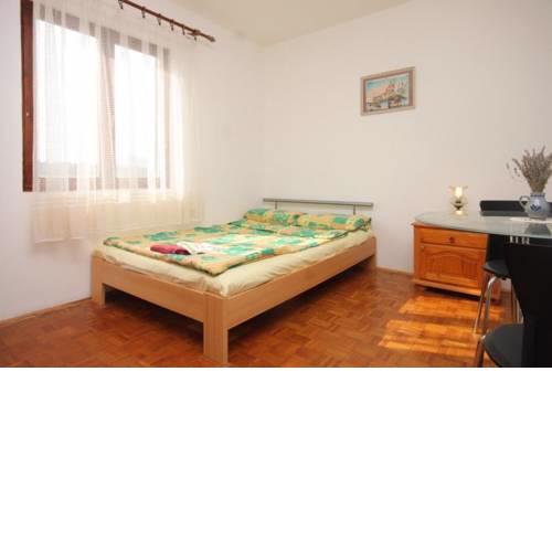 Studio Zdrelac 8201a