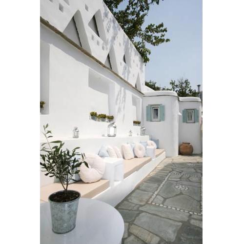 Studios Eleni II