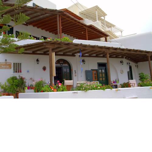 Studios Manos Flora