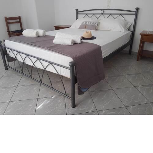 studios MARIA in naoussa paros 2-4 persons