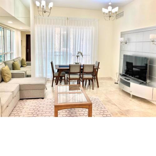 Stunning 1 bedroom balcony business bay Airbetter