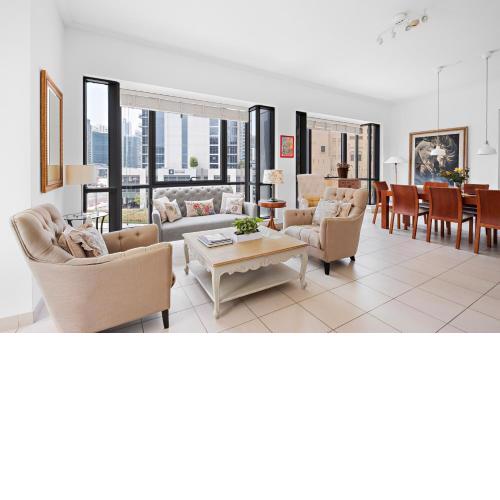Stunning 2BR APT SR1 Tower Dubai