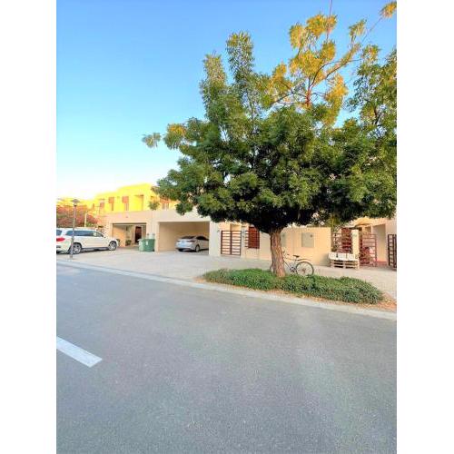Stunning 3B Villa with Balcony in Ras Al Khaimah