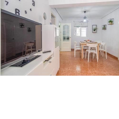 Stunning apartment in Córdoba w/ 2 Bedrooms