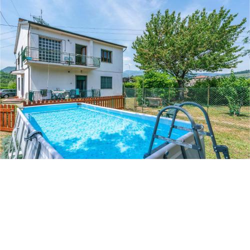 Stunning apartment in Filattiera with 2 Bedrooms, WiFi and Outdoor swimming pool