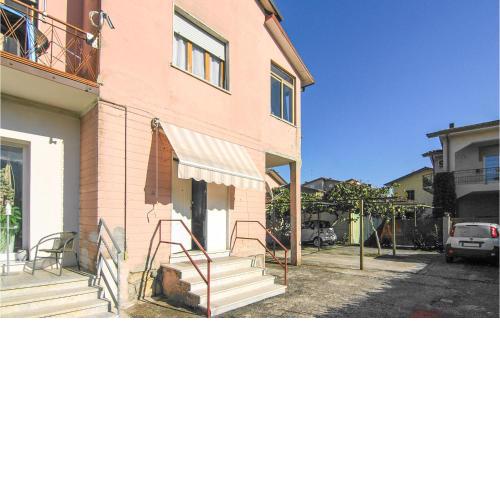 Stunning apartment in Fiumaretta di Ameglia with WiFi and 1 Bedrooms