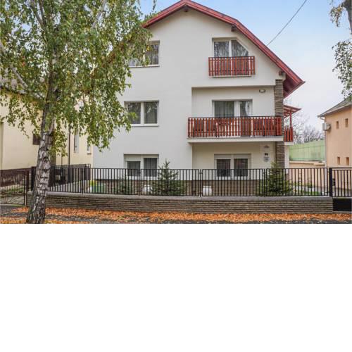 Stunning apartment in Hévíz w/ 1 Bedrooms