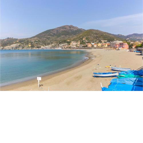 Stunning apartment in Levanto with Internet