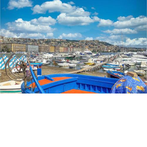 Stunning apartment in Napoli with WiFi and 2 Bedrooms