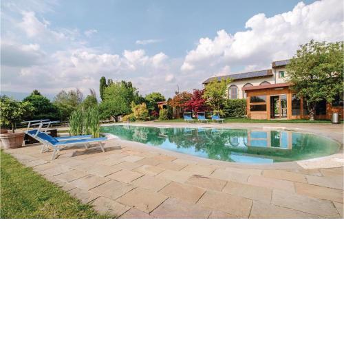 Stunning apartment in Sacile -PD- with WiFi, Outdoor swimming pool and Swimming pool