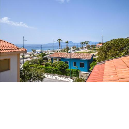 Stunning Apartment In Tortora Marina With 2 Bedrooms