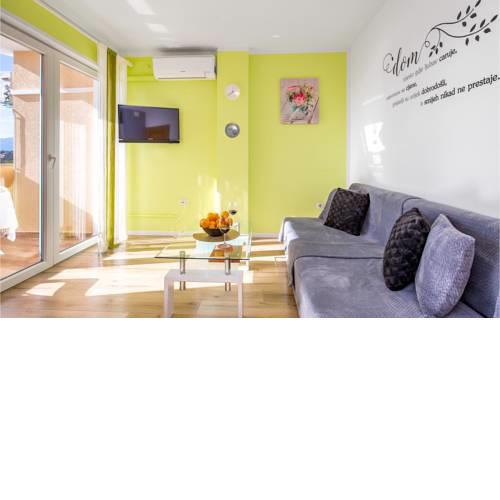 Stunning apartment in Viskovo w/ 1 Bedrooms