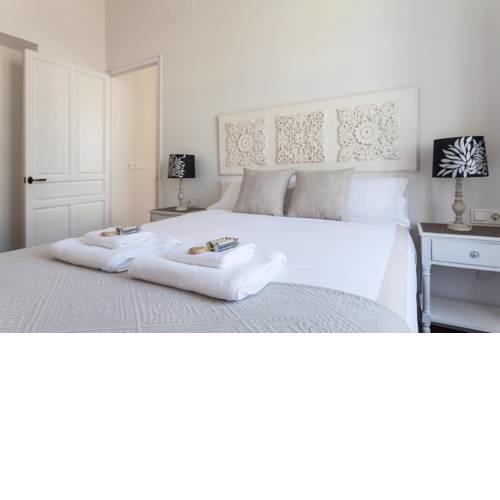 Stunning Boutique - Space Maison Apartments