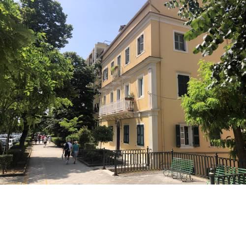 Stunning Classic Apartment in Corfu Town