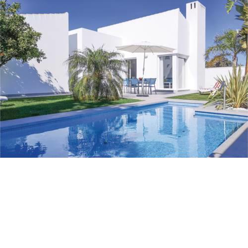 Stunning home in Conil de la Frontera w/ Internet, Outdoor swimming pool and 3 Bedrooms