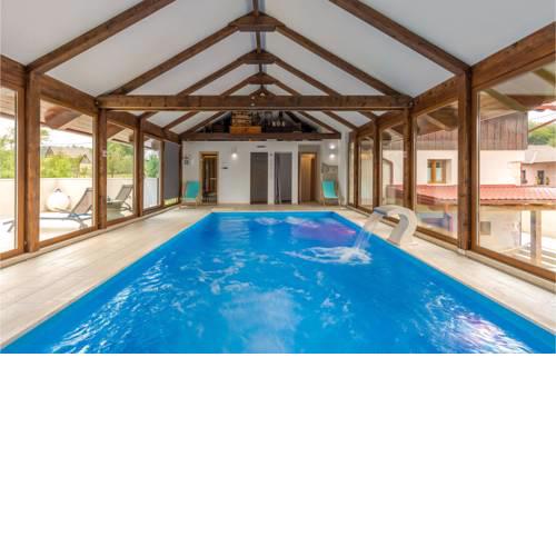 Stunning home in Gospic w/ Sauna, WiFi and 6 Bedrooms