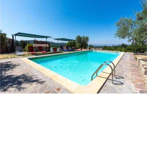 Stunning home in Montegabbione TR with 6 Bedrooms, WiFi and Outdoor swimming pool