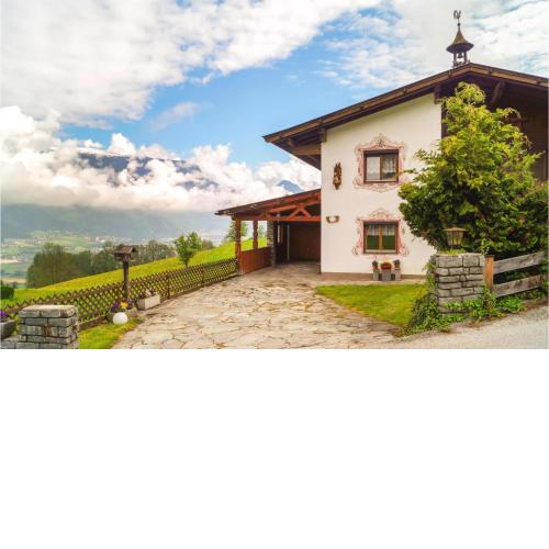 Stunning Home In Pill With Wifi And 6 Bedrooms