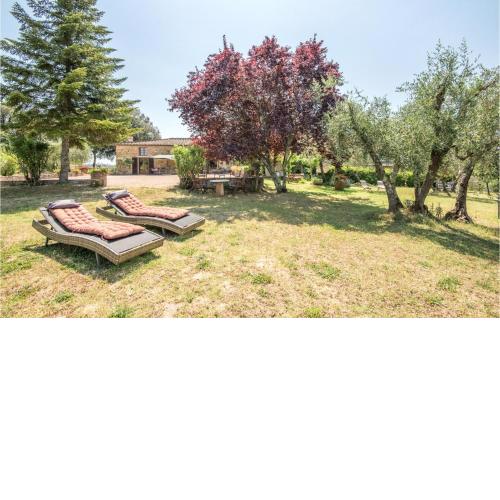 Stunning home in Siena with 2 Bedrooms and WiFi