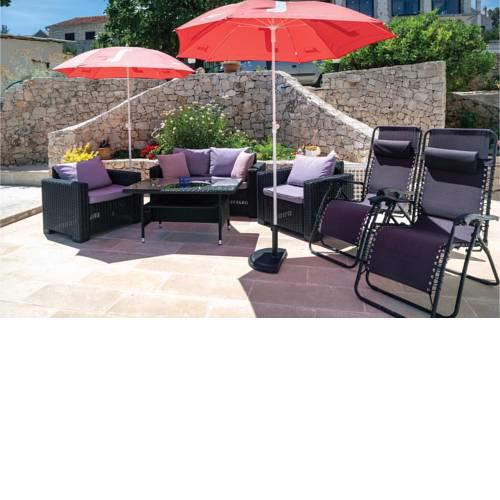 Stunning home in Splitska w/ Outdoor swimming pool and 3 Bedrooms