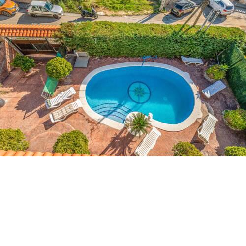 Stunning home in Tordera w/ Outdoor swimming pool and 8 Bedrooms