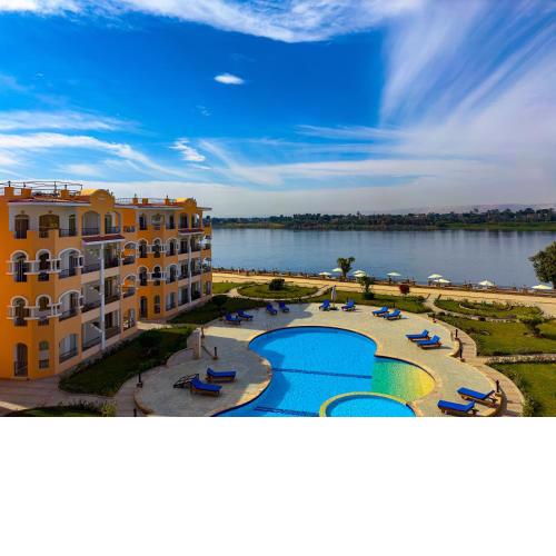 Stunning Nile view Apartment