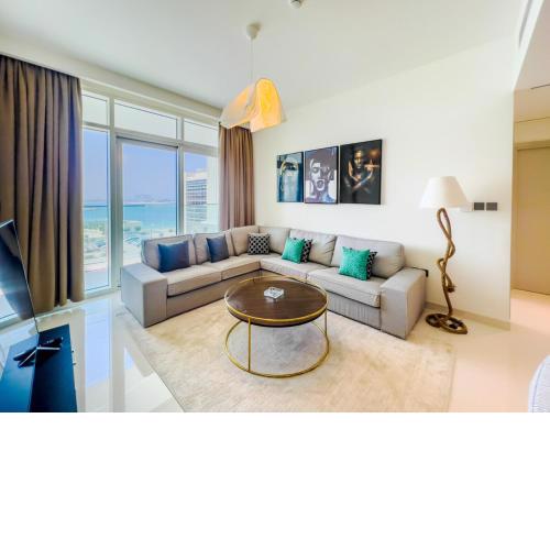 Stunning Palm View at Sunrise Bay