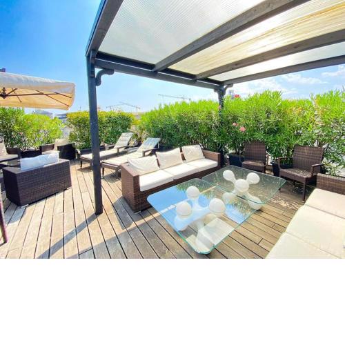 Stunning Penthouse in the heart of the city