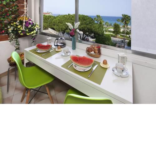 Stunning Sea Front Studio