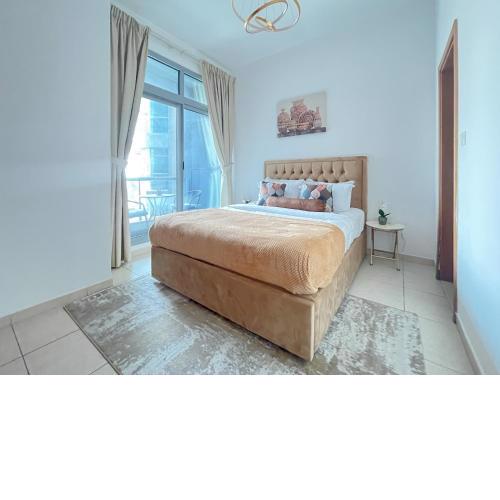 Stunning Sunset View Terrace 2 Bed Apartment in the Heart of Dubai Marina