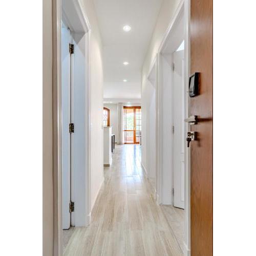 Styling Duplex 5 BR Unit For Friends and Family
