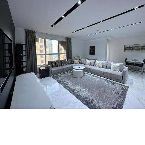 STYLISH 2 BEDROOM SERVICE APARTMENT with SEA VIEW