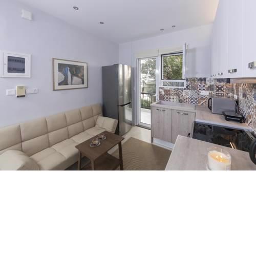 Stylish and modern apartment in the heart of Athens