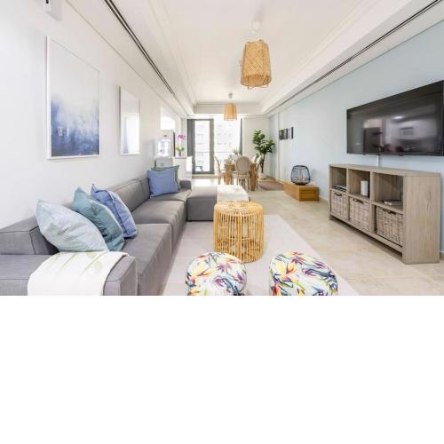Stylish and upgraded 3 Bedroom + Single Room (all four en-suite) - JLT