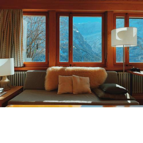 Stylish Chalet With Breathtaking View