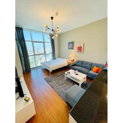 Stylish Cozy Studio in Jvt