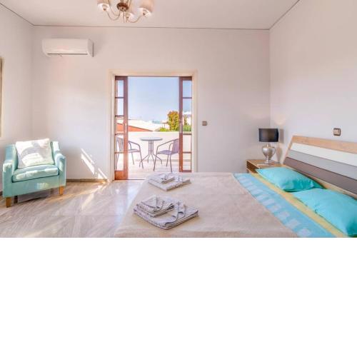 Stylish Maisonette Kato Gouves