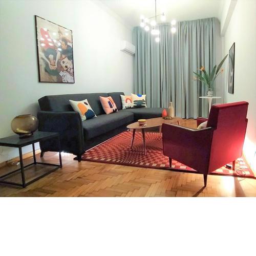 Stylish, modern apartment in Athens city centre.