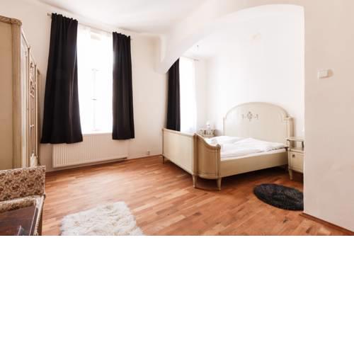 Stylish New Town Apartments