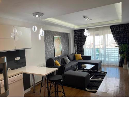 Stylish One Bedroom Apartment