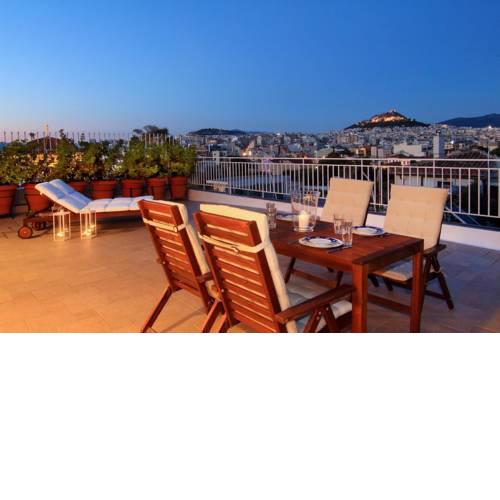 Stylish studio loft with Superb balcony